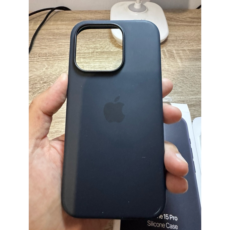 Iphone 15 Pro Silicone Case with Magsafe