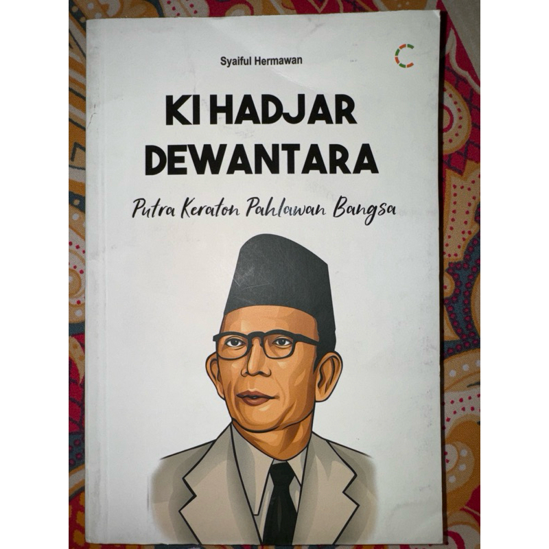 Buku Ki Hadjar Dewantara