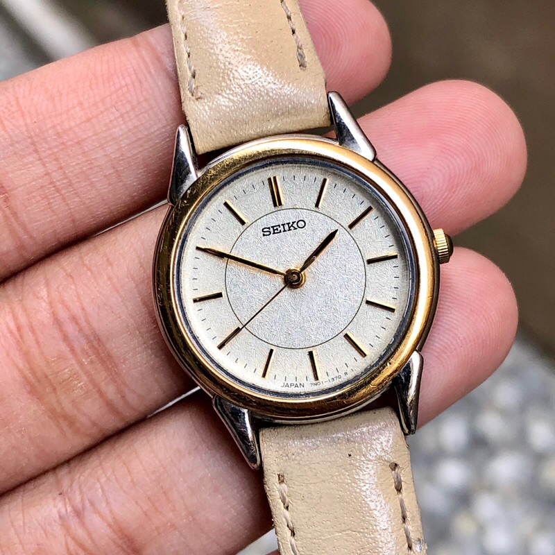 Seiko Ladies 7N01-6880