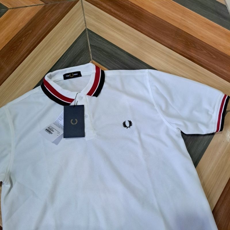 kaos polo kerah pria fred perry putih kerah hitam new