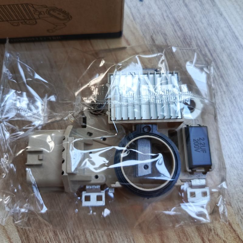 IC REGULATOR ALTERNATOR MITSUBISHI T120SS INJECTION