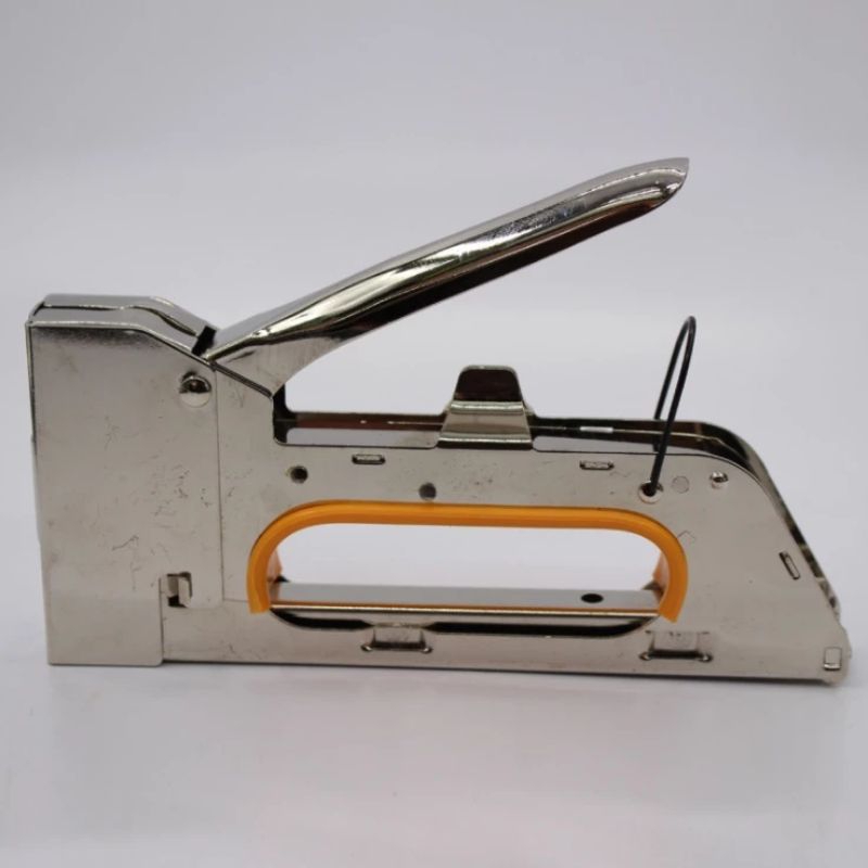 

[VS] Staples Tembak Staples Guntacker Kayu