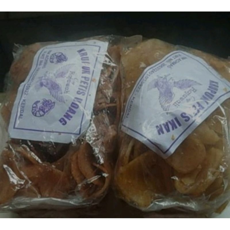 

A. krupuk petis udang khas kendal