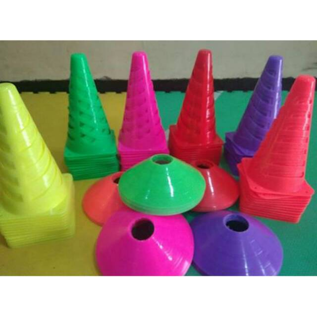 Cone Kerucut Marker Latihan Olahraga beladiri Futsal cone menara