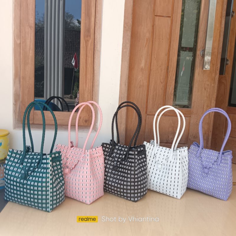 TAS JALI ANYAMAN TUTUP NEW MOTIF/TAS JALI TUTUP PREMIUM/TAS ANYAM VIRAL KEKINIAN