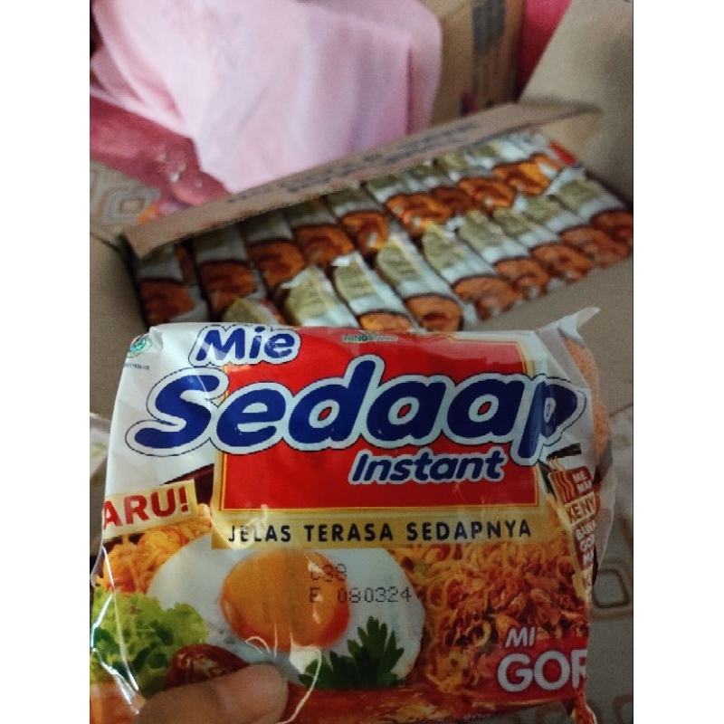 

Mie sedaap isi 5pcs