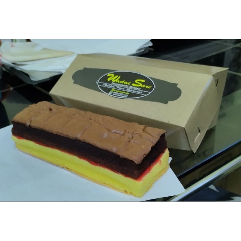 

WADAI SARI Lapis Mandarin Special 24x8cm #Lembut-Lembab-Padat#