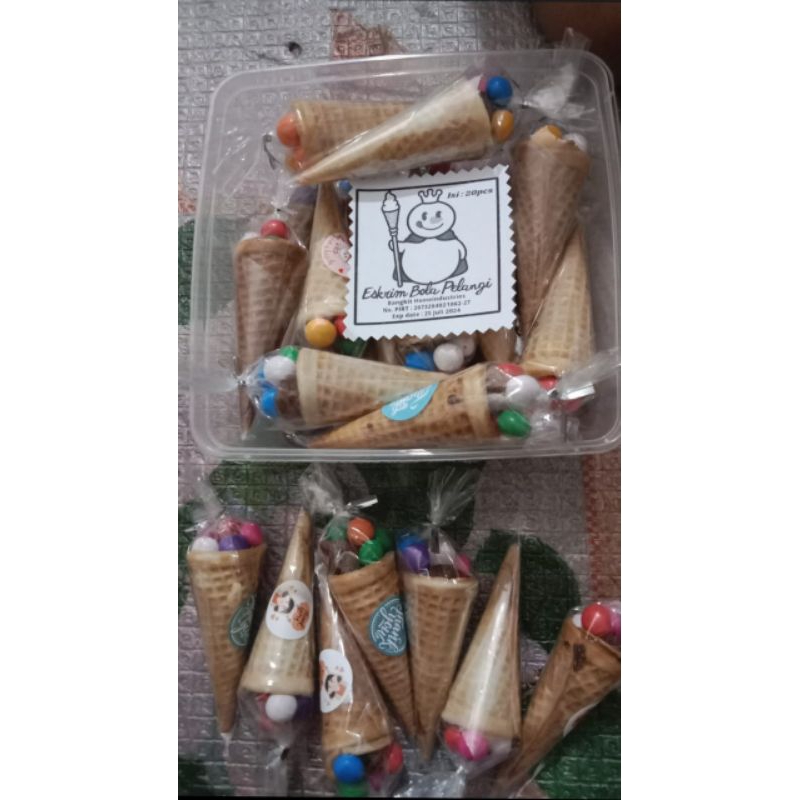 

cone bola pelangi, balom piring, hot kaki mangkok ayam, coklat payung, coklat wafer