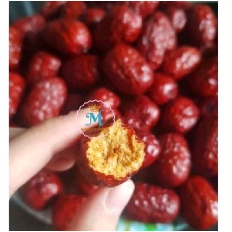 

PREMIUM TANPA BIJI ANGCO / RED DATES KURMA CINA 1kg