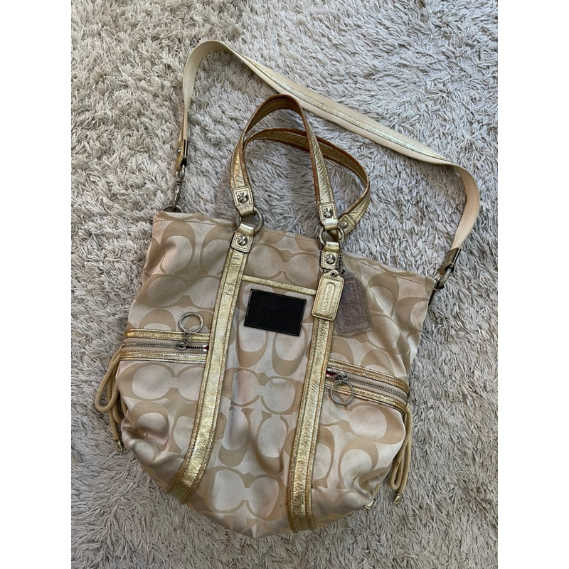 Tas wanita merk Coach Authentic