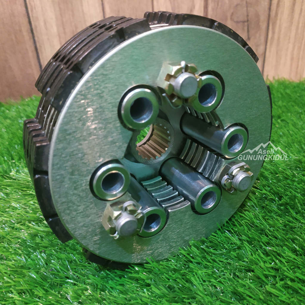 Set Kopling (Termasuk Kampas) Traktor Quick Truck QT-14, M1000 Alfa, Combine Harvester QH-11 - Clutc