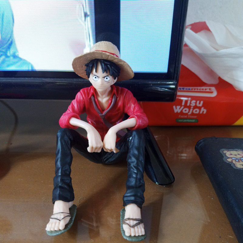 Luffy onepiece duduk