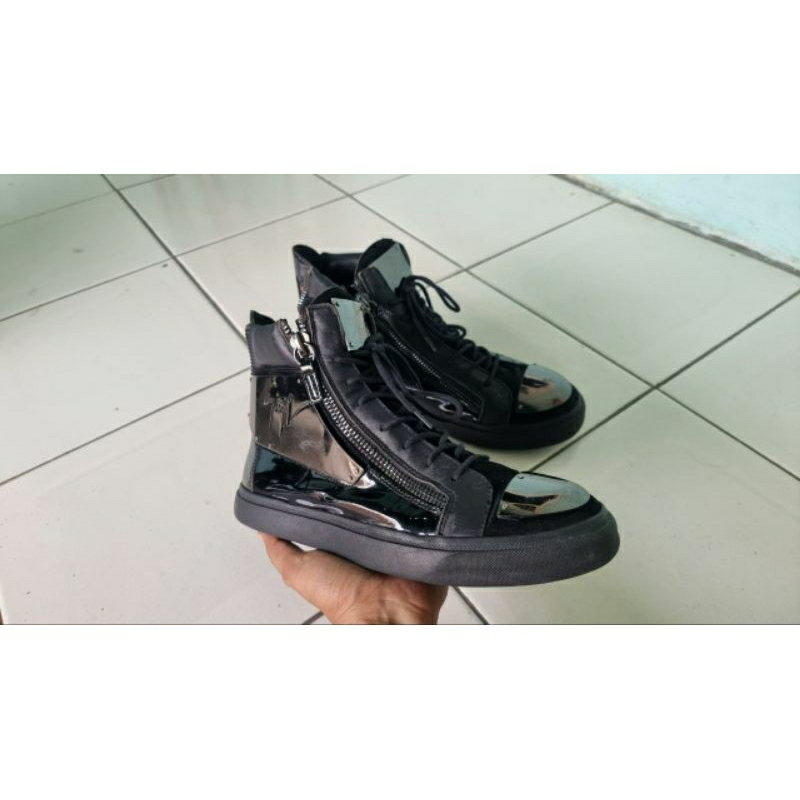 giuseppe zanotti shoes preloved