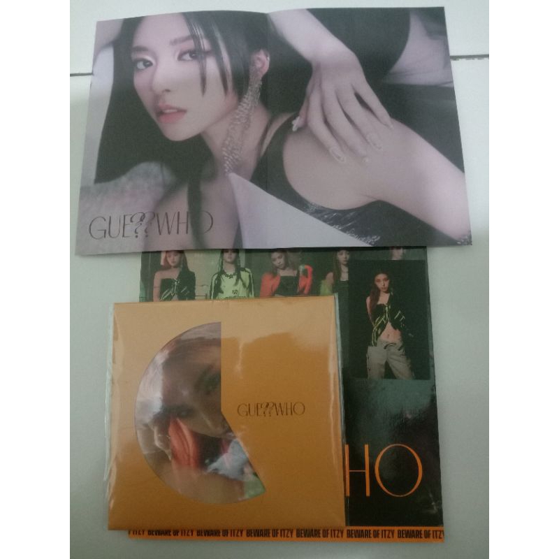 Album only itzy guess who hc yeji official