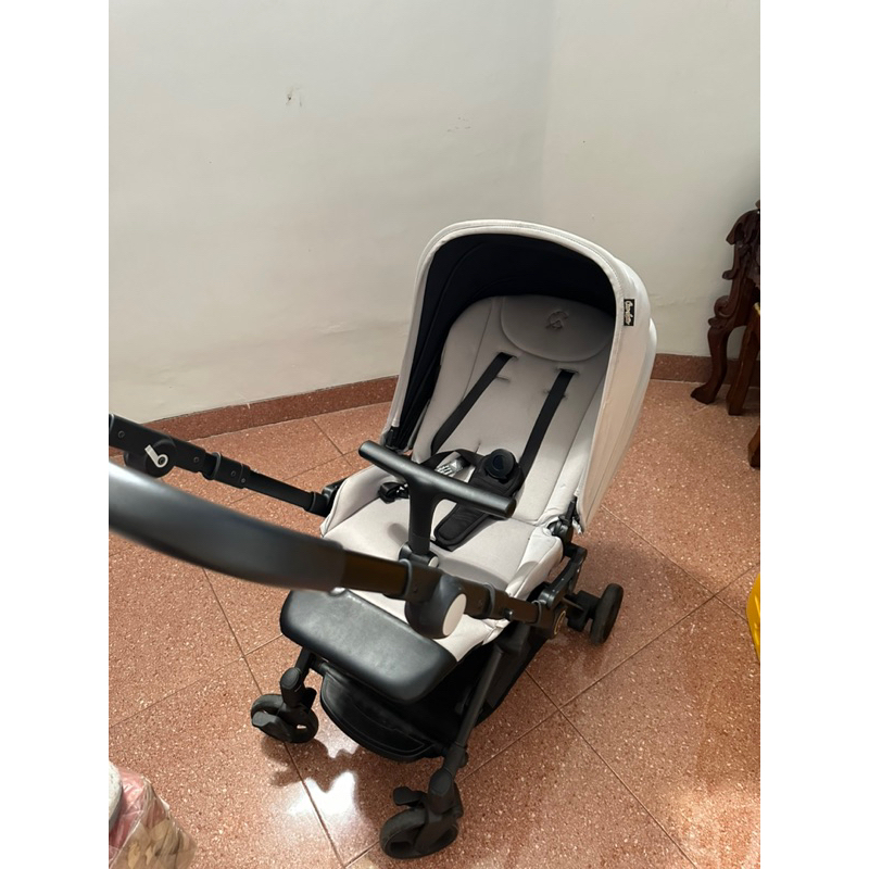 Preloved Stroller Cocolatte Versee