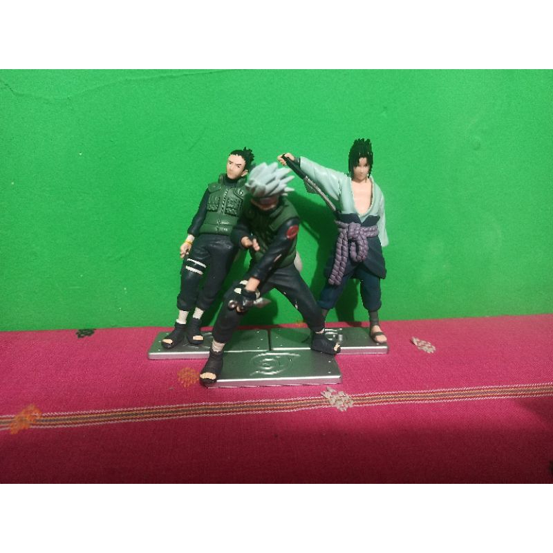 Action Figure Kakashi, Shikamaru,Sasuke