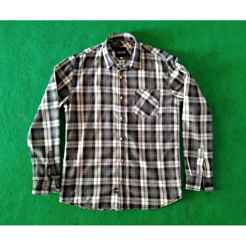 Kemeja Flannel Eighty Eight