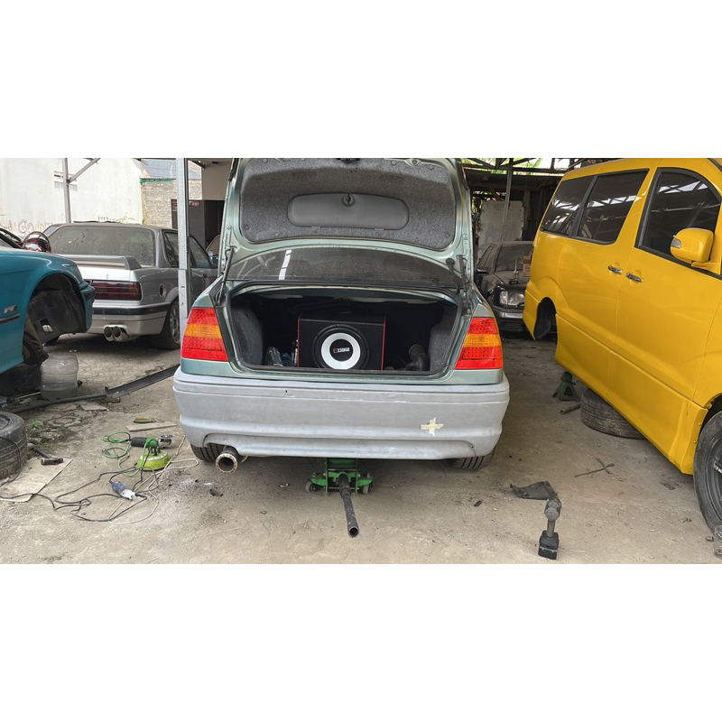 Bumper belakang E46 mtech 2