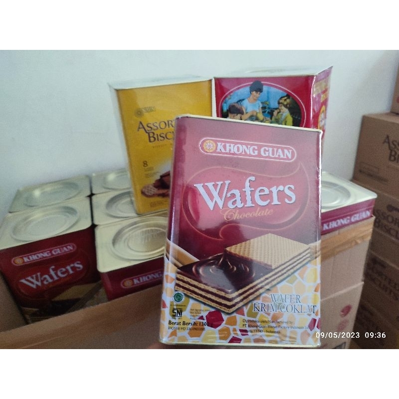 Khong Guan Wafer Kaleng Besar 1300gr