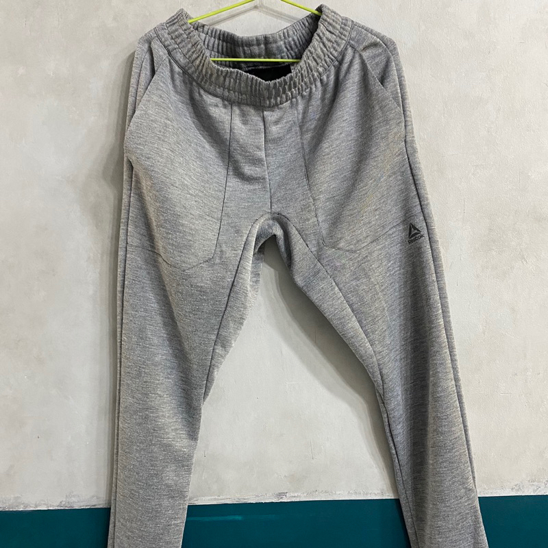 Preloved Celana Reebok Pria