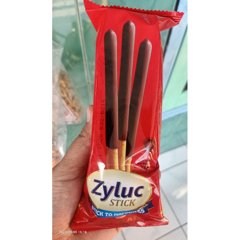 

zyluc stik coklat