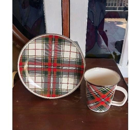 Set Piring Enamel 20cm+ mug latte