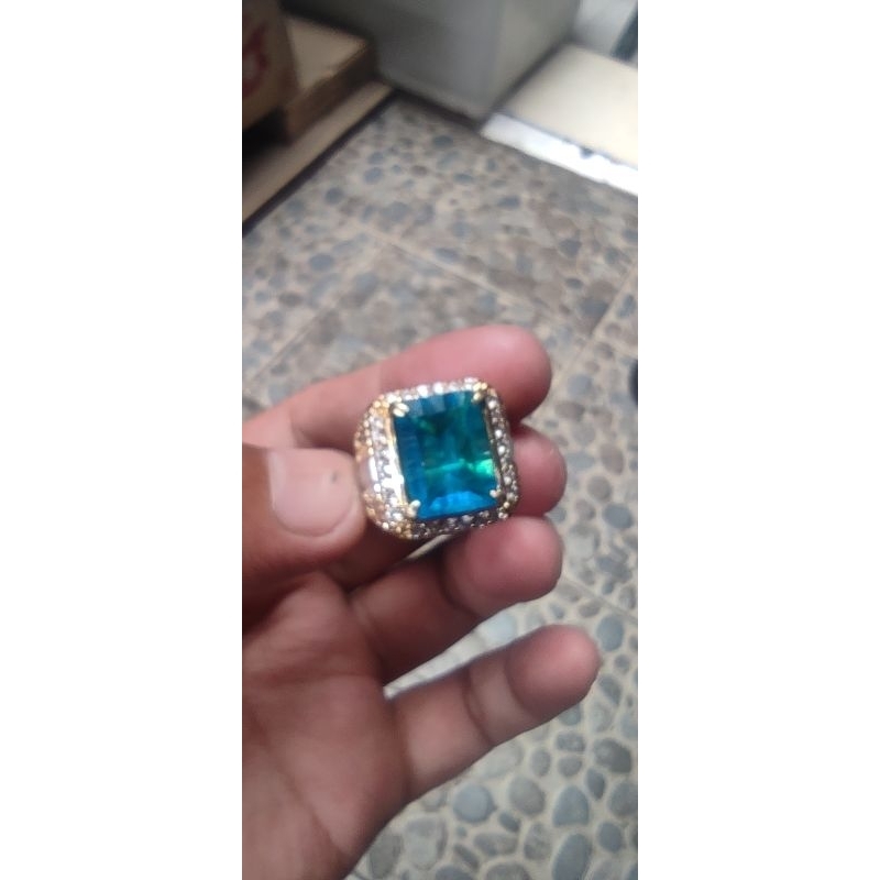 NATURAL TOPAZ