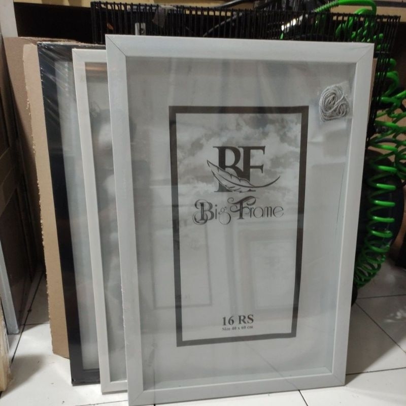 Bingkai frame Figura mahar scrapbook 3D 16RS 40X60 cm