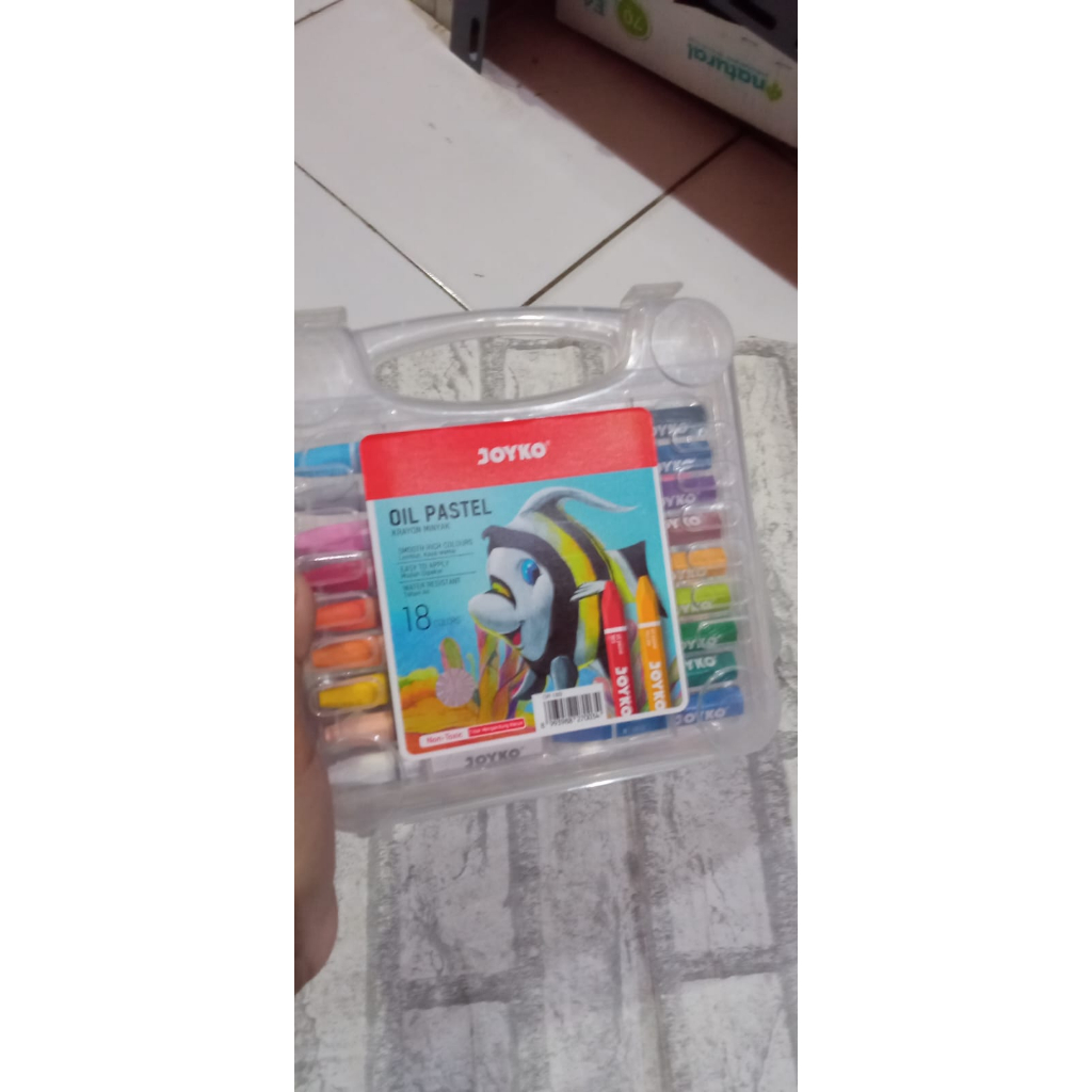 

CRAYON JOYKO PEGANGAN SEDANG / Krayon / pewarna kertas Oil Pastel isi 18