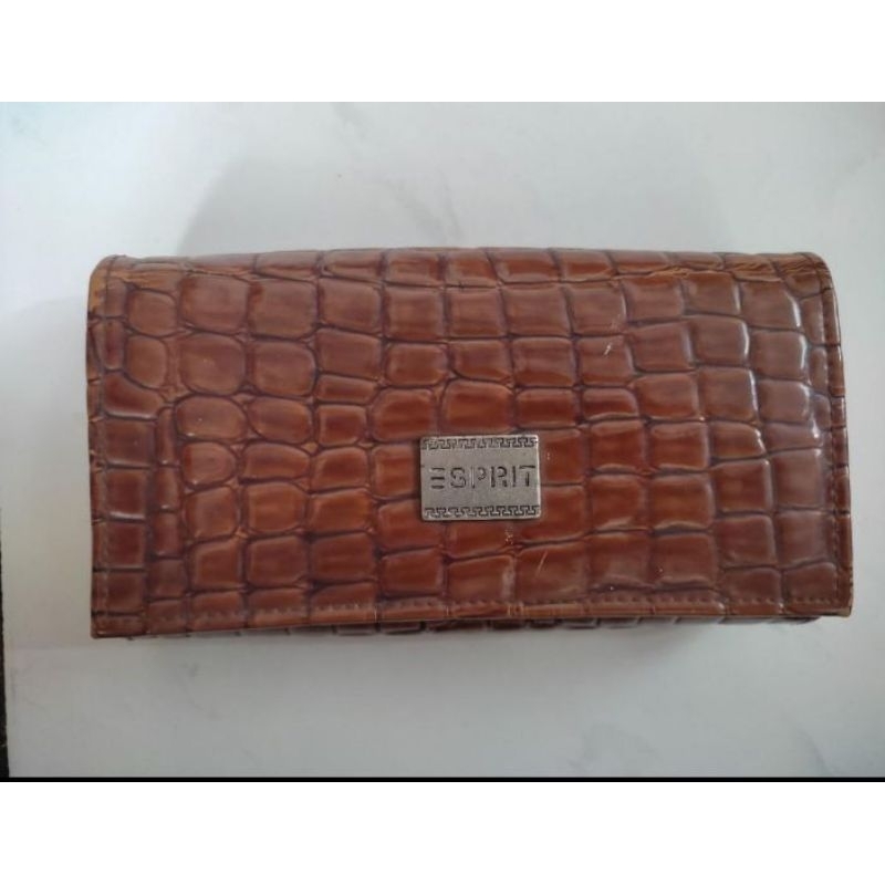 Dompet esprit Preloved