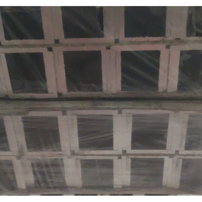 Rel bawah pintu lipat