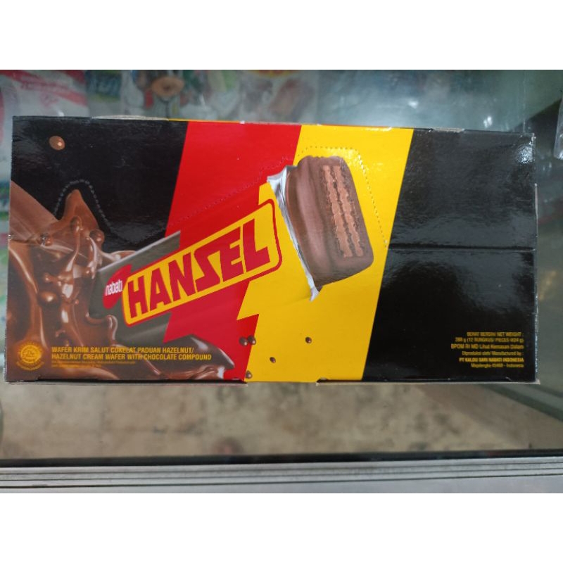 Nabati Hanzel Wafer Coklat Hazelnut Box (12 bungkus)