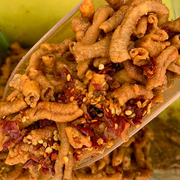 

Usus Crispy Pedas Daun Jeruk | Cemilan Usus Ayam 190 gr | Cemilan Pedas