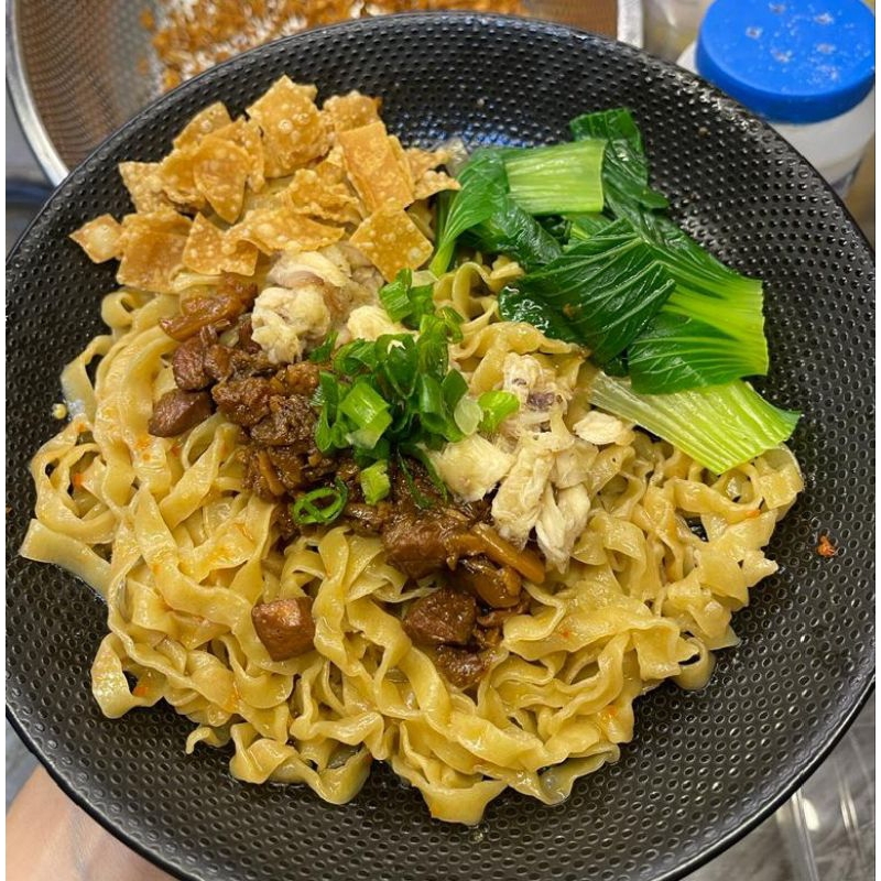 

Bakmi Ayam Lebar Keriting