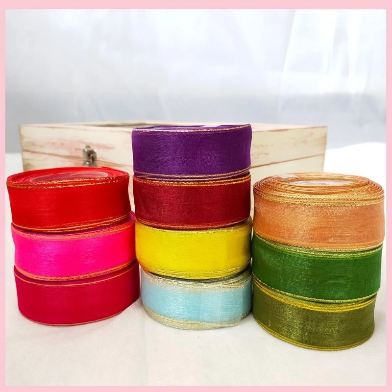 

Pita organdi list gold 2,5cm harga per roll