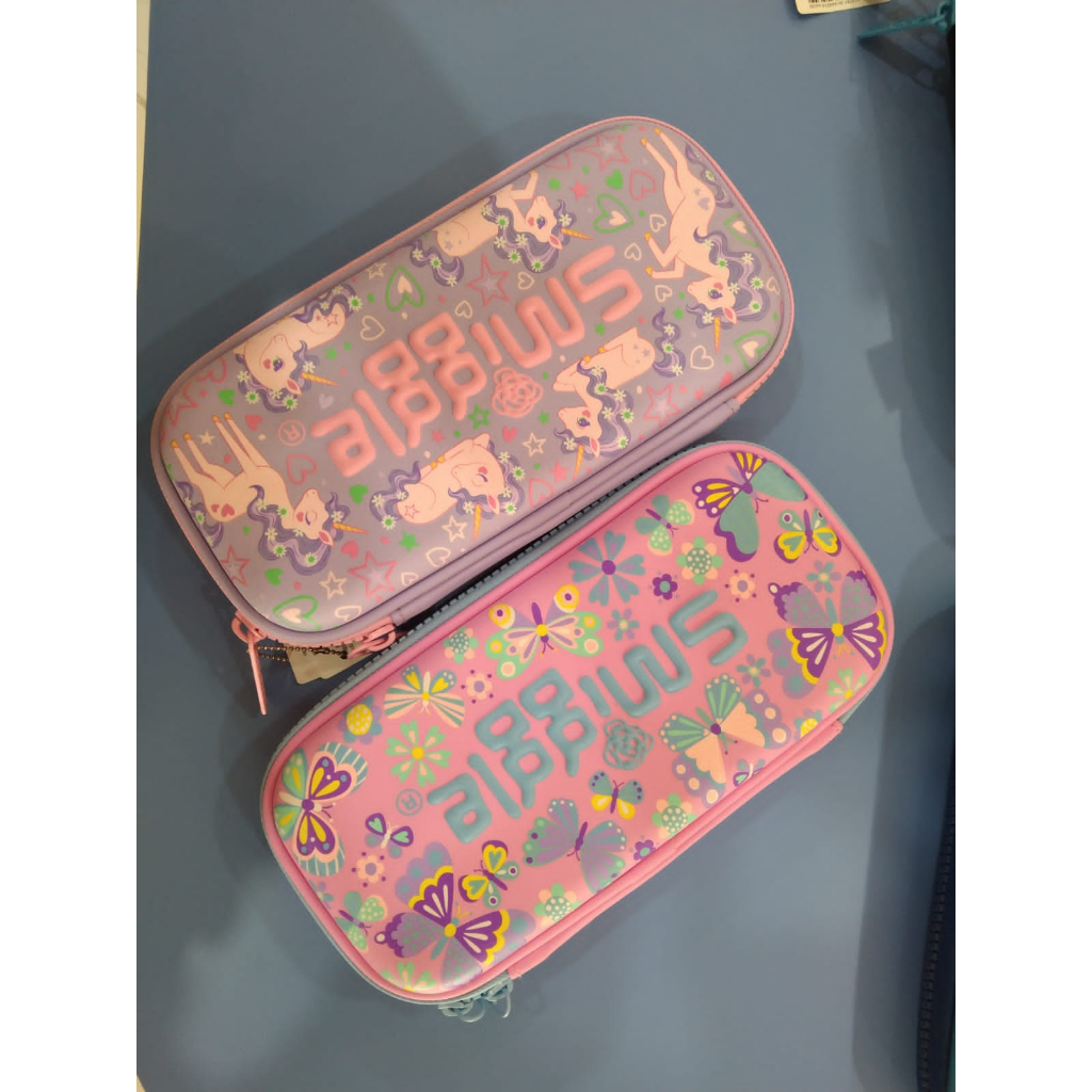 

SMIGGLE JUMP SMALL HARDTOP PENCIL CASE
