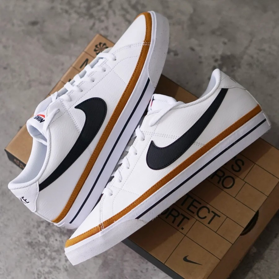 ORIGINAL Nike Air Court Royale White Black Putih Sepatu Pria BNIB