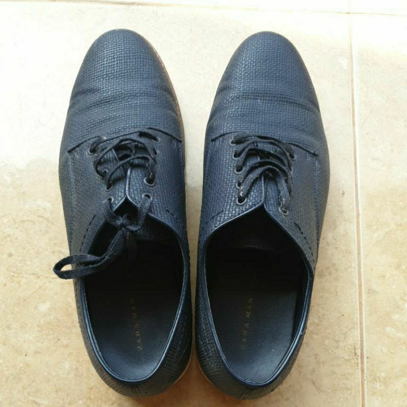 Sepatu cowok Zara Man  size 42 (original store 100%)