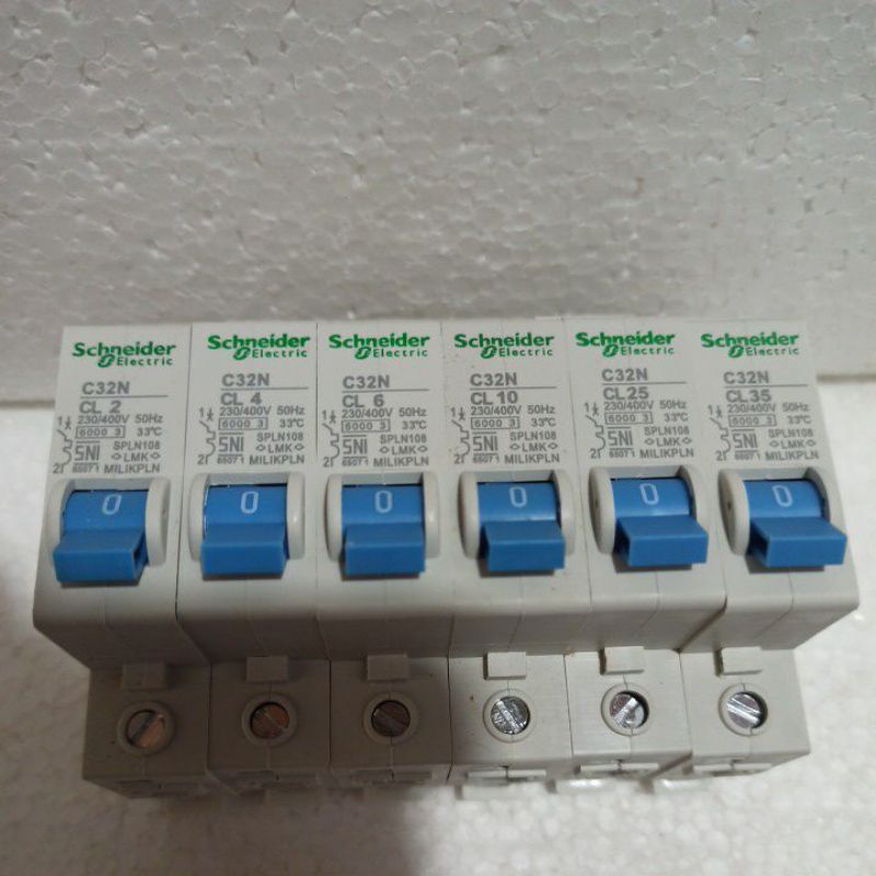 MCB SCHNEIDER UKURAN LENGKAP cl2/cl4/cl6/cl10/cl25/cl35