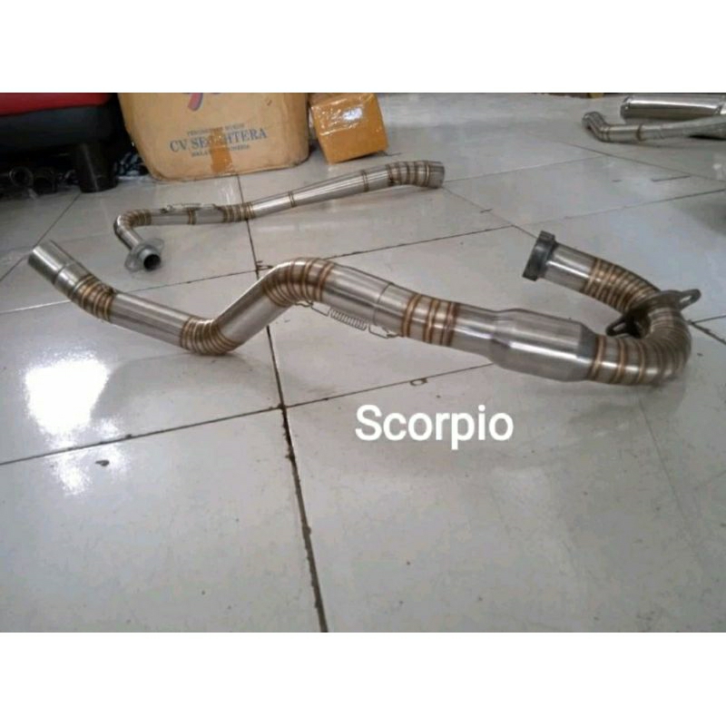 LEHER KNALPOT TRAIL RANGKA KLX SCORPIO TIGER