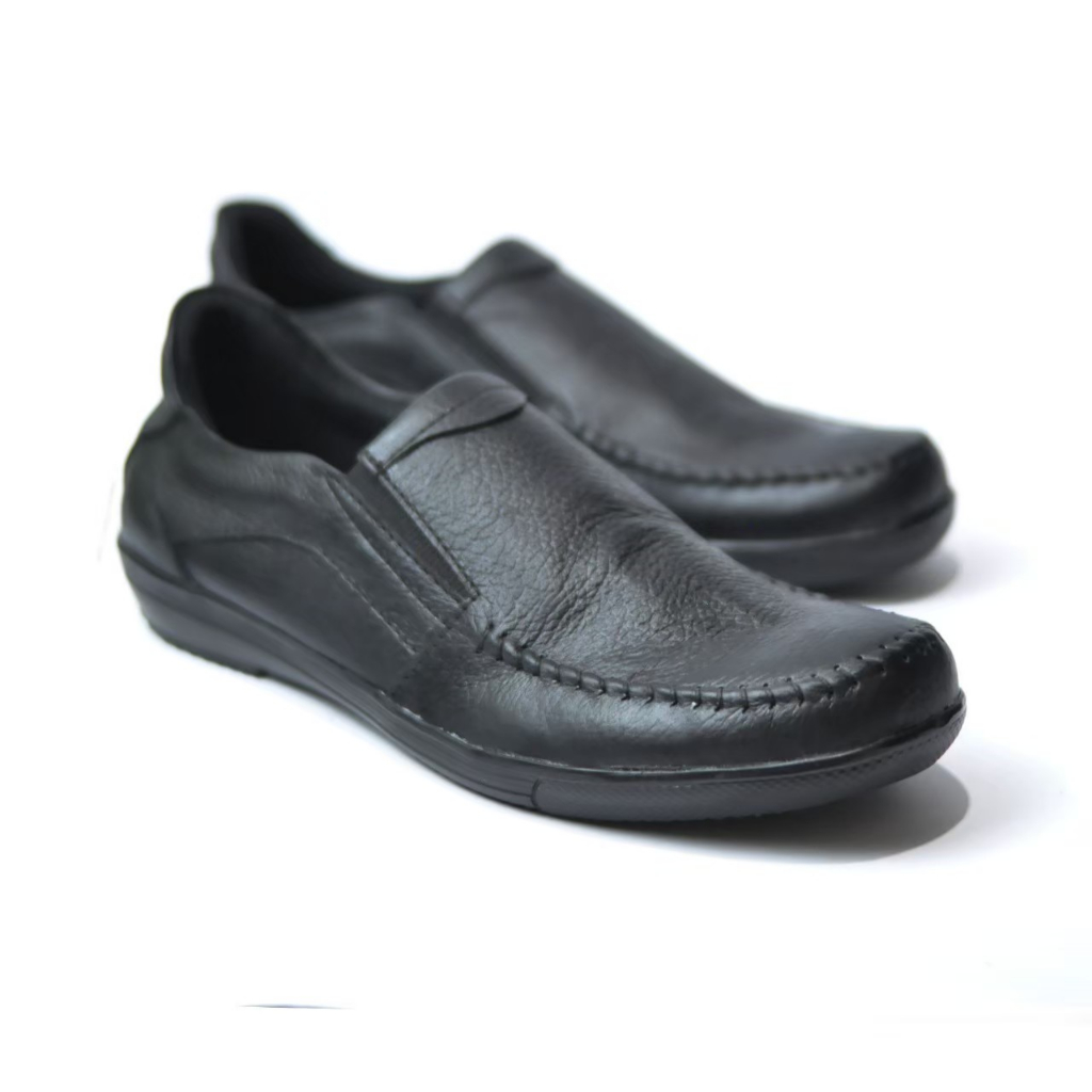 PROMO COD Sepatu Pria Slip On Cowok Casual Pria Tanpa Tali Kulit Sapi Asli Pantofel Sepatu Selop Dew
