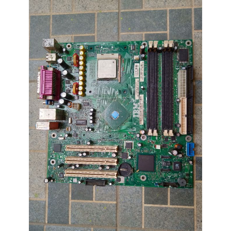 Motherboard pentium 4 soket 478 + processor Kondisi sesuai di foto