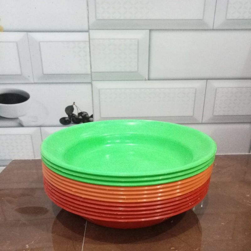 piring plastik 1 lusin