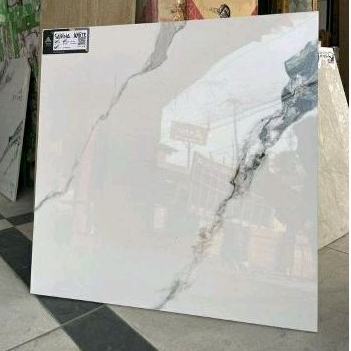 Granit Arna 60x60 Glosy