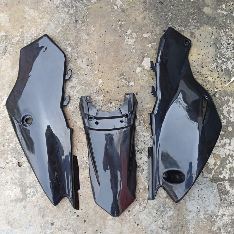Body set belakang KLX 230 Cover body klx230 dan spakbor blakang KLX 230