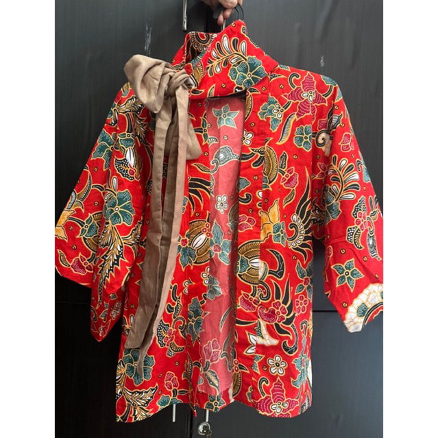 Outwear batik wanita