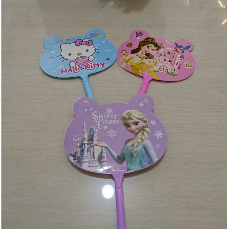 

Pulpen kipas karakter lucu