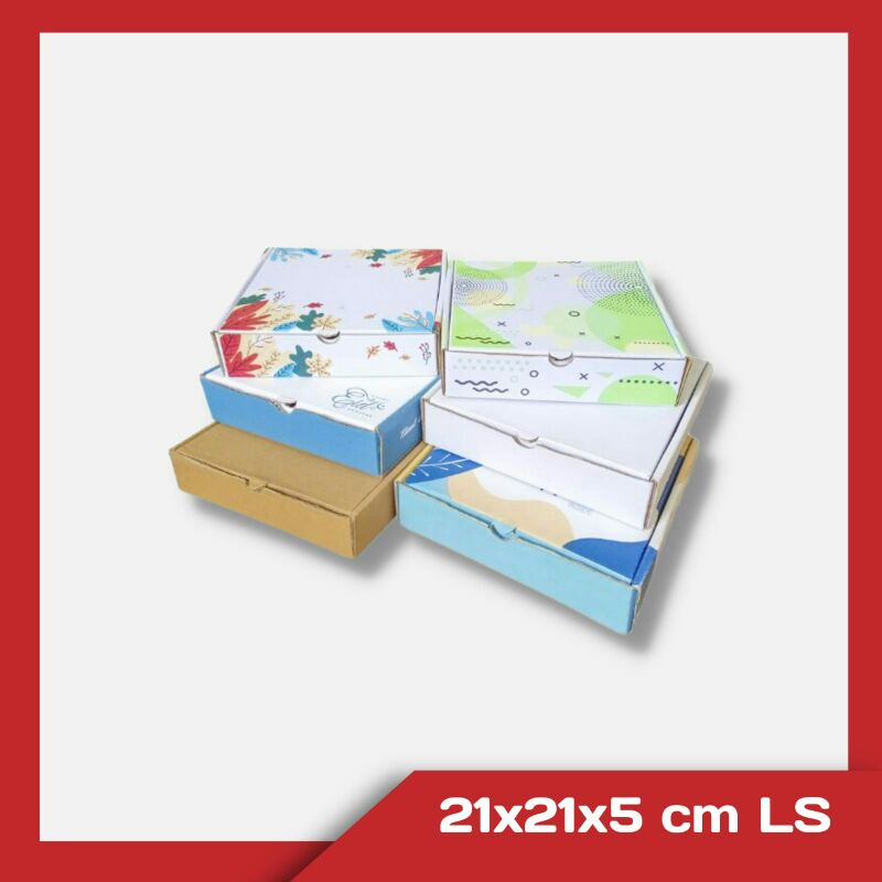 

Box Hampers Box Hadiah 24x24x7 Packaging Cantik Premium