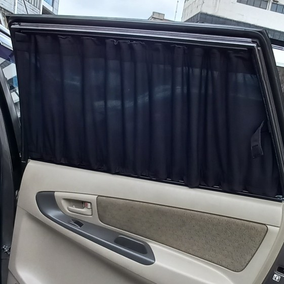korden / gorden premium bahan tebal aksesoris tirai mobil Innova Zenix