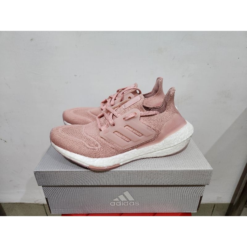 ADIDAS ULTRABOOST 22 WOMEN ORIGINAL